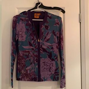 Tory Burch 100% merino wool mauve zip up cardigan. Size small